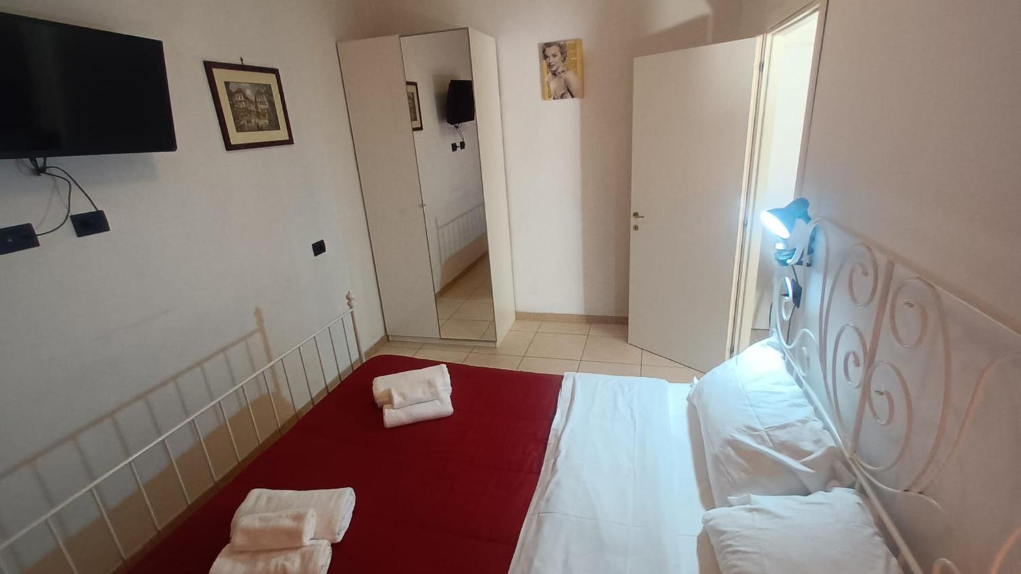 Olimpo Apartments St John In Lateran Roma Exterior foto